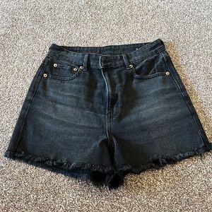 American eagle black denim shorts women’s sizing 4